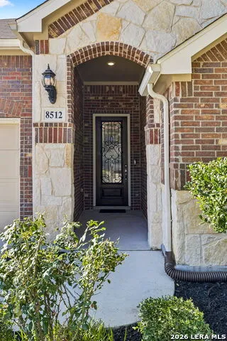 8512 REGUSCI GRV Boerne, TX 78015
