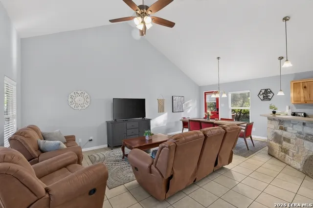 639 RIMROCK CV Spring Branch, TX 78070
