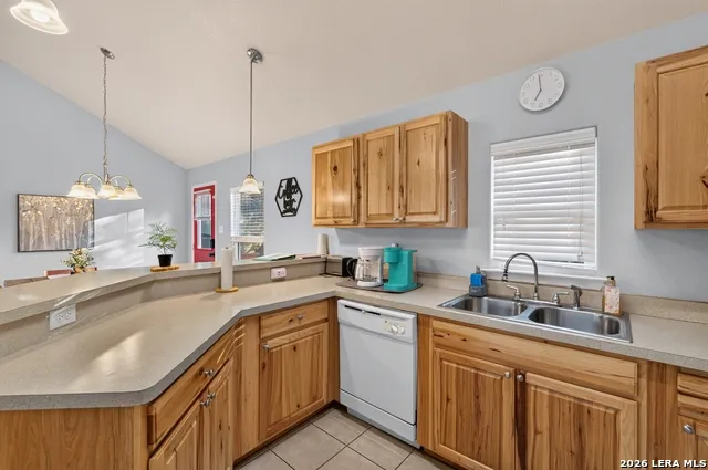 639 RIMROCK CV Spring Branch, TX 78070