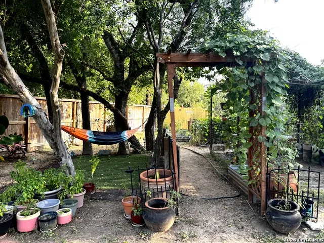 6402 OLDHAM CV San Antonio, TX 78253