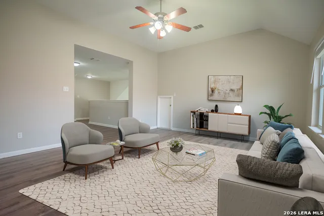 145 BRUSH TRAIL LN Cibolo, TX 78108