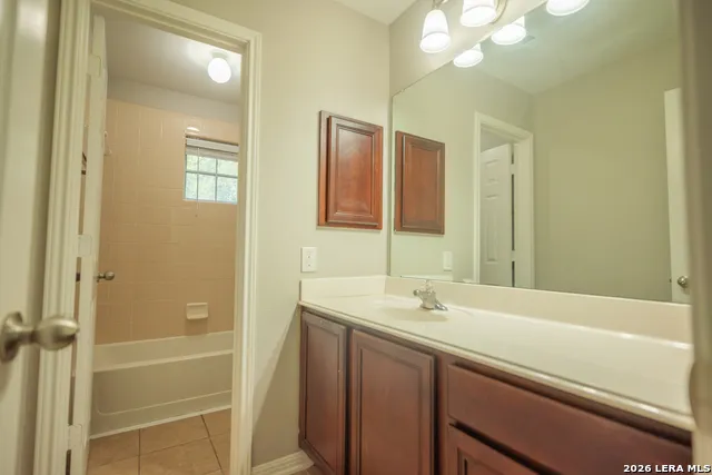 145 BRUSH TRAIL LN Cibolo, TX 78108