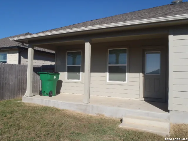 804 PRONGHORN TRL Seguin, TX 78155
