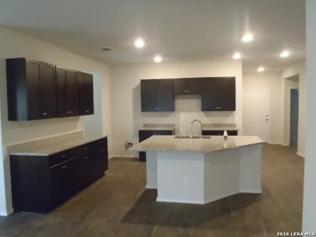 804 PRONGHORN TRL Seguin, TX 78155