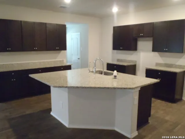 804 PRONGHORN TRL Seguin, TX 78155