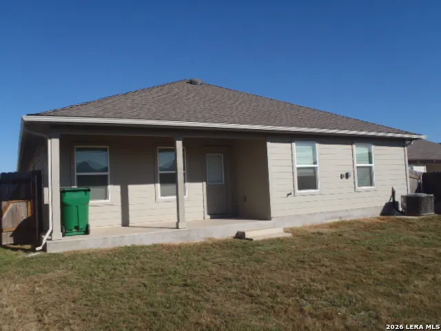 804 PRONGHORN TRL Seguin, TX 78155