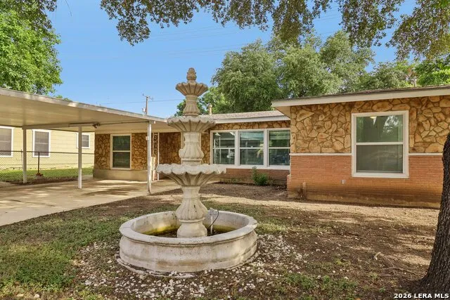 623 Weizmann St San Antonio, TX 78213
