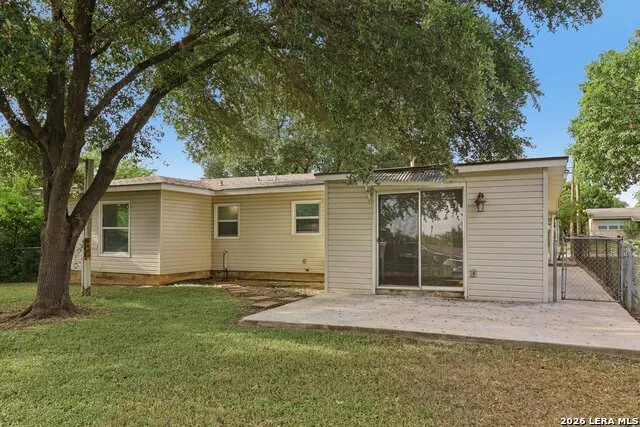 623 Weizmann St San Antonio, TX 78213