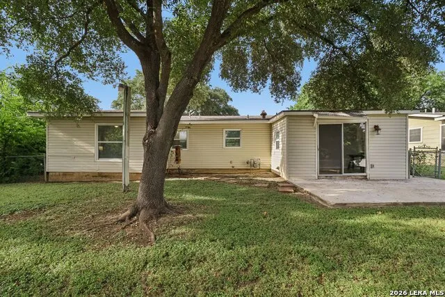623 Weizmann St San Antonio, TX 78213