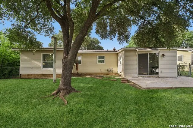 623 Weizmann St San Antonio, TX 78213