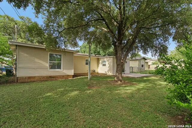 623 Weizmann St San Antonio, TX 78213