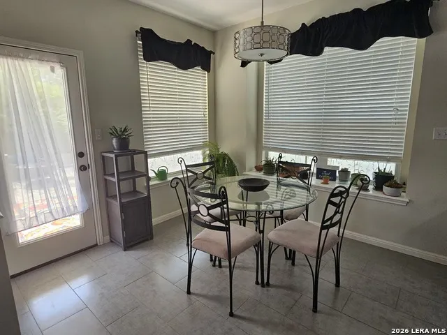 9815 SELBOURNE LN San Antonio, TX 78251
