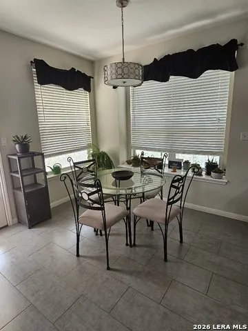 9815 SELBOURNE LN San Antonio, TX 78251