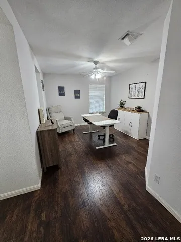 9815 SELBOURNE LN San Antonio, TX 78251