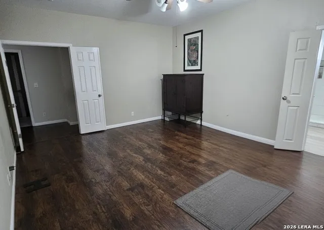9815 SELBOURNE LN San Antonio, TX 78251