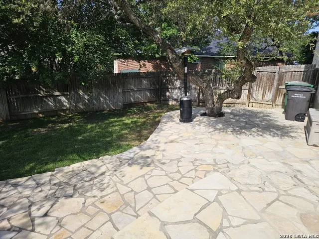 9815 SELBOURNE LN San Antonio, TX 78251