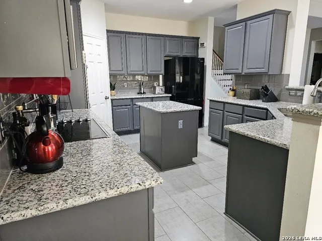 9815 SELBOURNE LN San Antonio, TX 78251