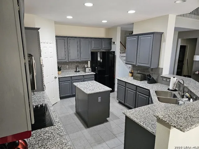 9815 SELBOURNE LN San Antonio, TX 78251