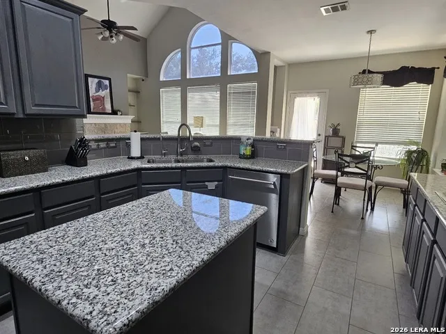 9815 SELBOURNE LN San Antonio, TX 78251