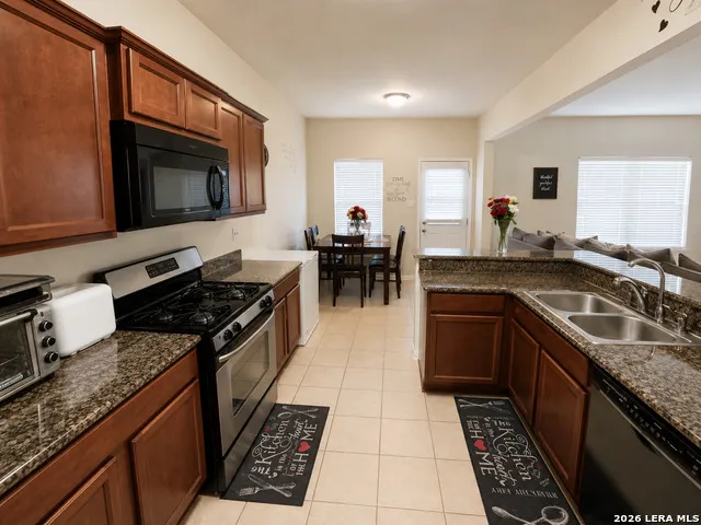 10221 JEWEL CT Conroe, TX 77385
