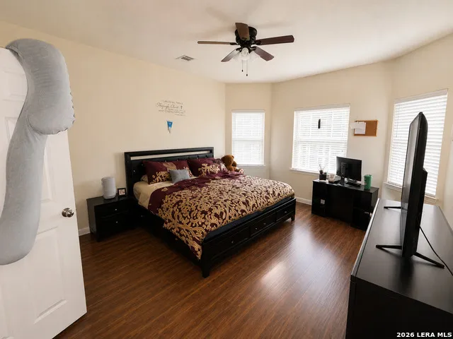 10221 JEWEL CT Conroe, TX 77385