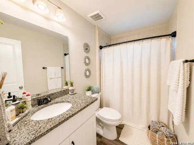 5549 Black Walnut Bulverde, TX 78163