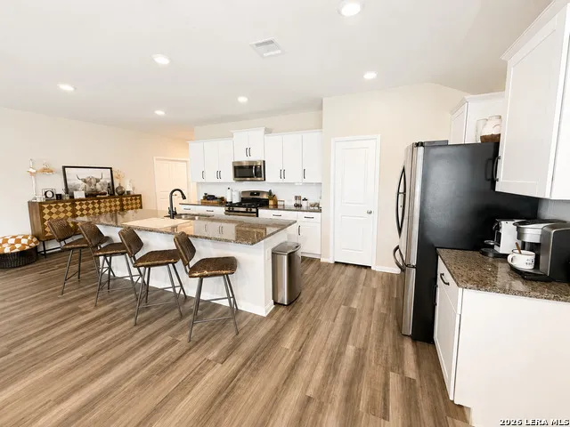5549 Black Walnut Bulverde, TX 78163