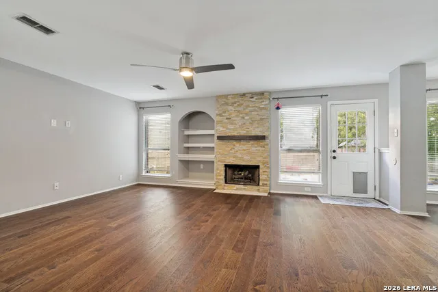 12203 Hart Crst San Antonio, TX 78249