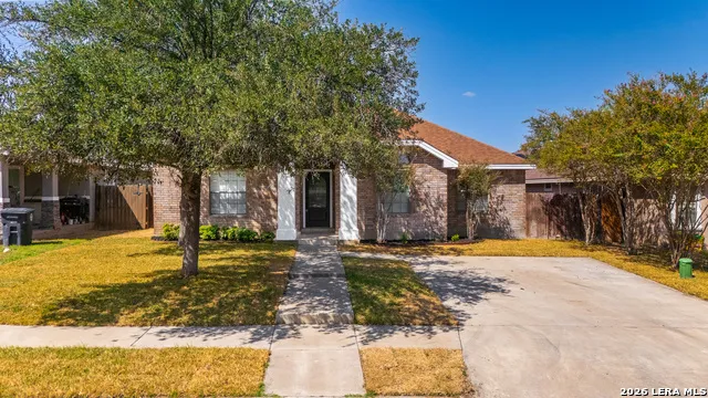 1195 LAZAR DR Eagle Pass, TX 78852