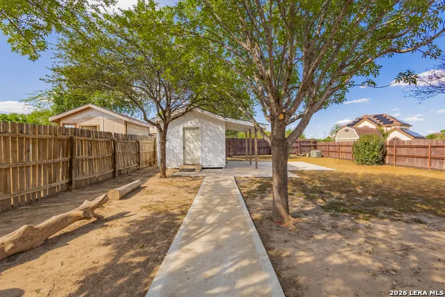 1195 LAZAR DR Eagle Pass, TX 78852
