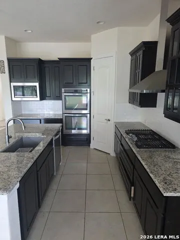 24139 PRESTIGE DR San Antonio, TX 78260