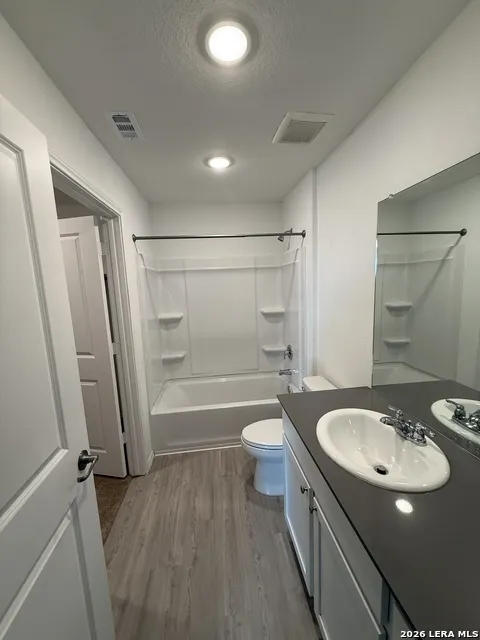 13243 FAXON PASS San Antonio, TX 78221