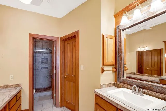 181 SETTLERS CIR Bandera, TX 78003