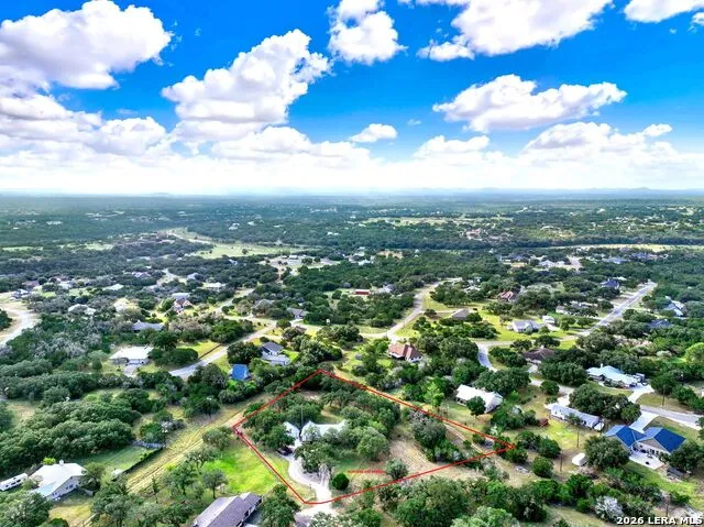 181 SETTLERS CIR Bandera, TX 78003