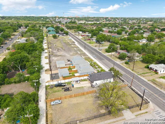 2912 Martin Luther King San Antonio, TX 78220
