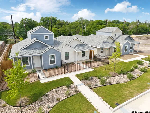 2912 Martin Luther King San Antonio, TX 78220