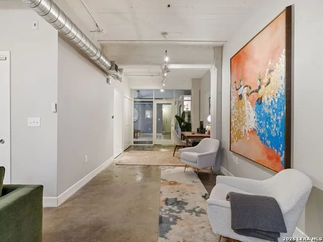 1401 S Flores #118 San Antonio, TX 78204