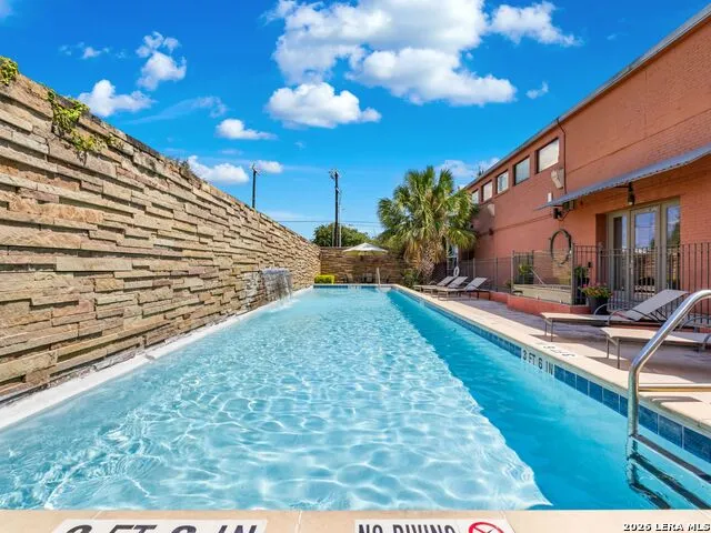 1401 S Flores #118 San Antonio, TX 78204