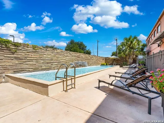 1401 S Flores #118 San Antonio, TX 78204