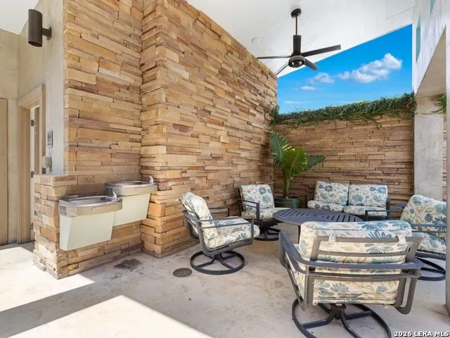 1401 S Flores #118 San Antonio, TX 78204