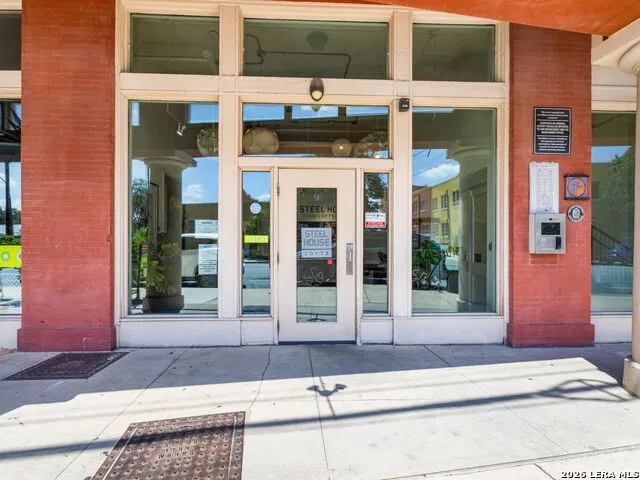 1401 S Flores #118 San Antonio, TX 78204