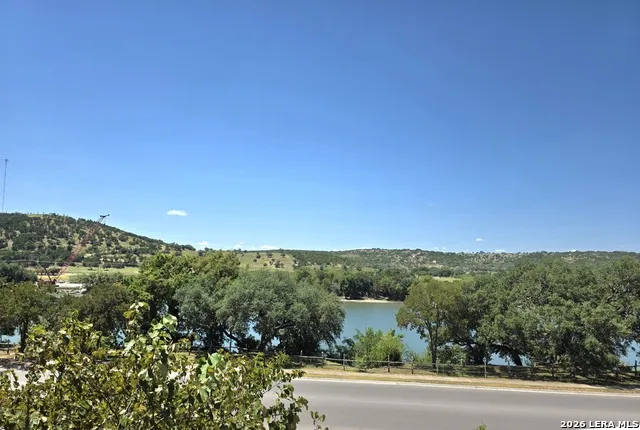1006 Guadalupe #3E Kerrville, TX 78028