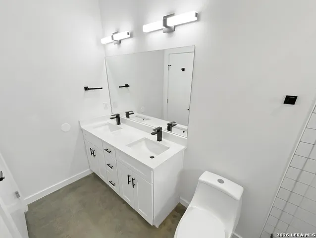 918 S Olive #UNIT 102 San Antonio, TX 78210