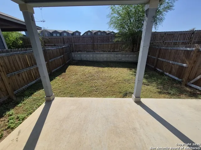 6414 LUGLIO LN San Antonio, TX 78233