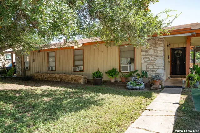 300/302 Koch Schertz, TX 78154