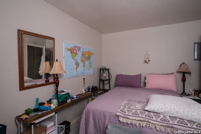 300/302 Koch Schertz, TX 78154
