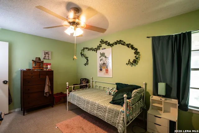 300/302 Koch Schertz, TX 78154