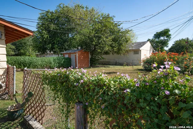 300/302 Koch Schertz, TX 78154