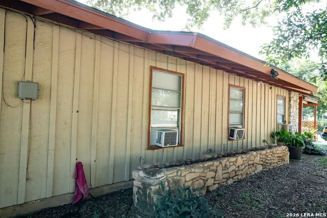 300/302 Koch Schertz, TX 78154