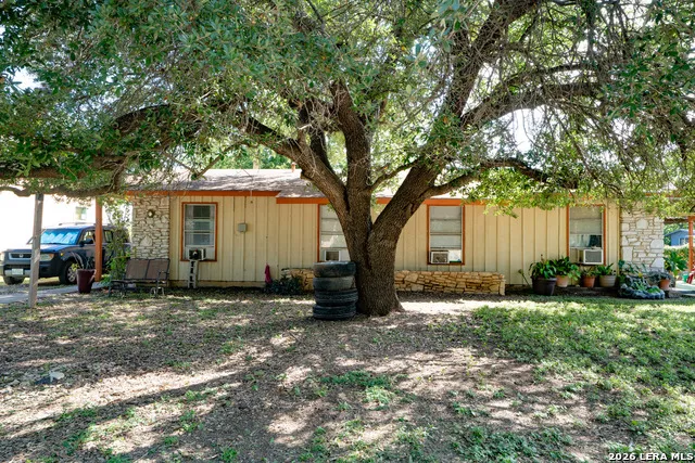 300/302 Koch Schertz, TX 78154